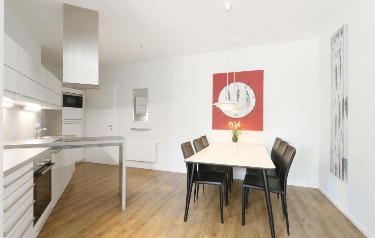 Amazing apartment in Lbeck Travemnde with 2 Bedrooms, Sauna&WiFi Lübeck Buitenkant foto